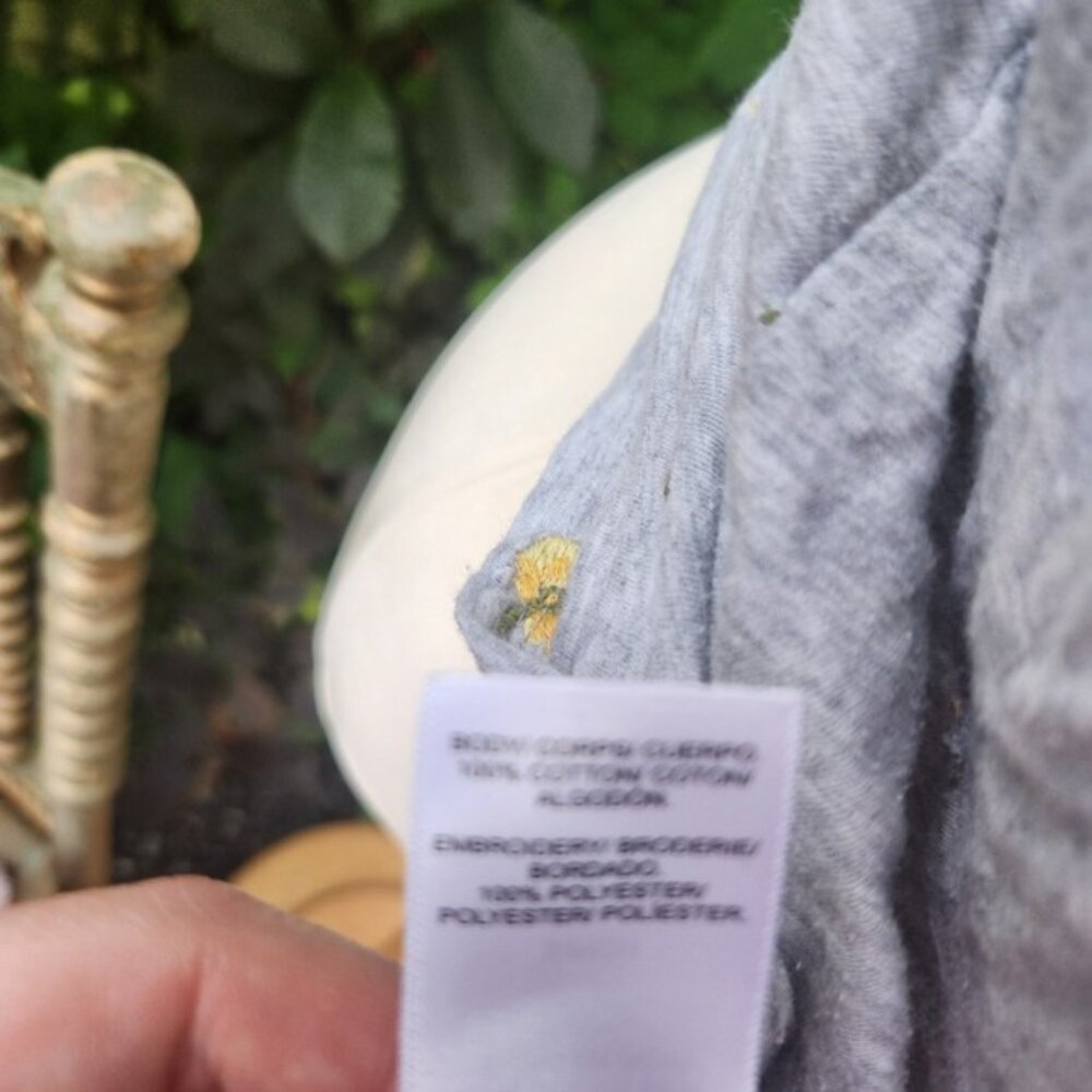 Lucky Brand Womens T-Shirt Small Heather Gray Yellow Floral Embroidered Top - Picture 6 of 8